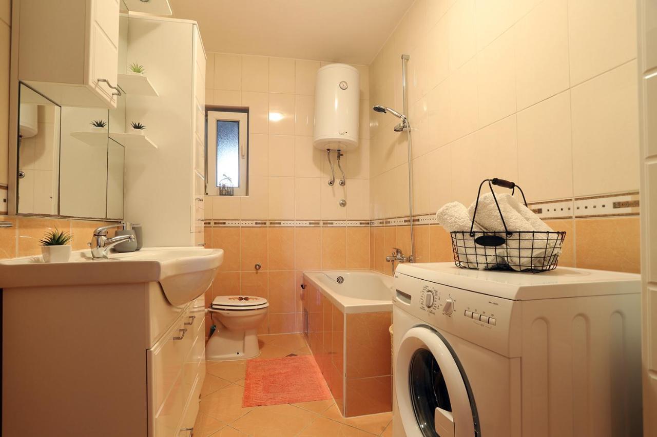 Appartement Stone Sun à Kaštela Extérieur photo